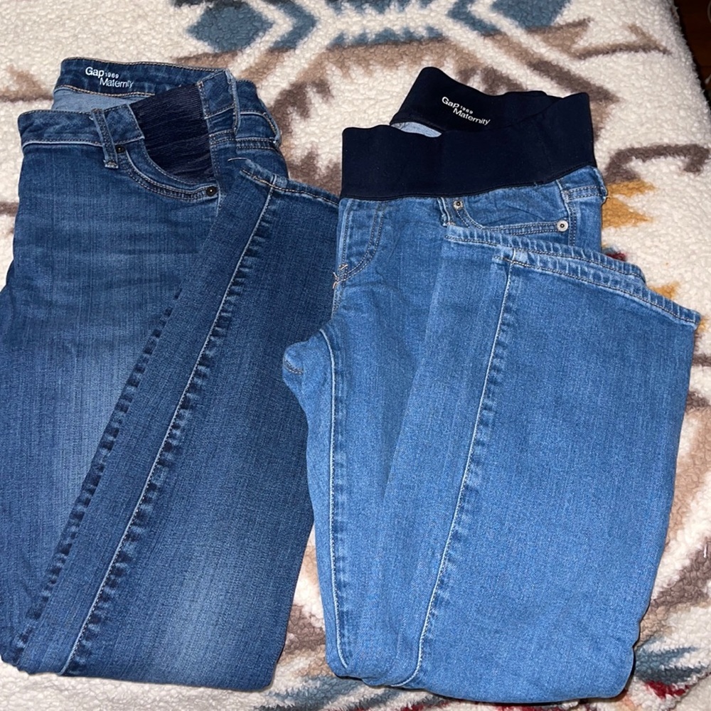 Gap maternity jeans Sz 28